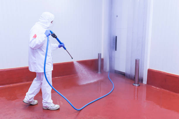 Animal Enclosure Cleaning in Wautoma, WI